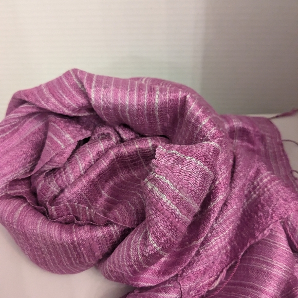 Gorgeous Jim Thompson 100%  Silk Shawl - NEW with tag - Picture 2 of 6